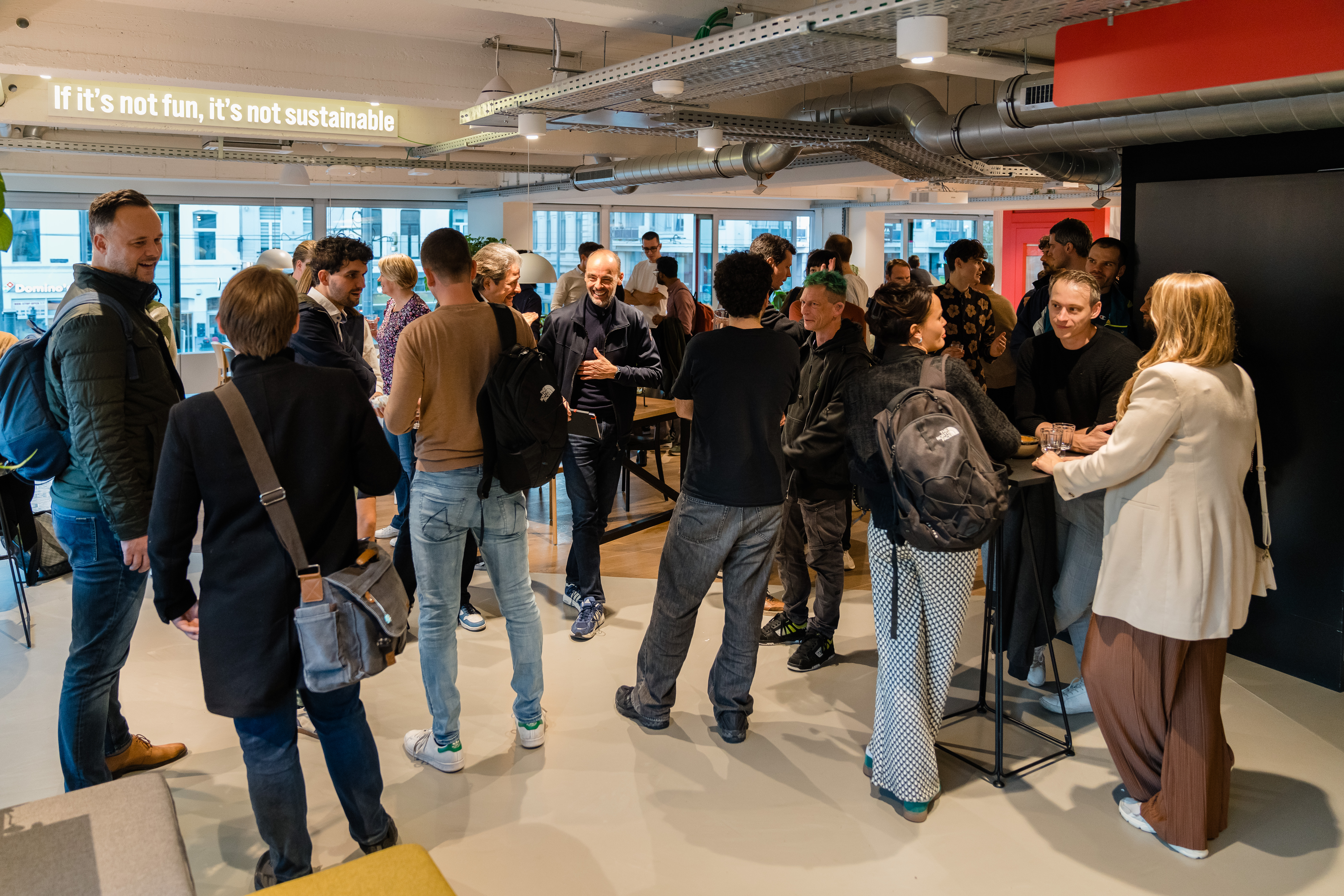 和同行面对面深度交流